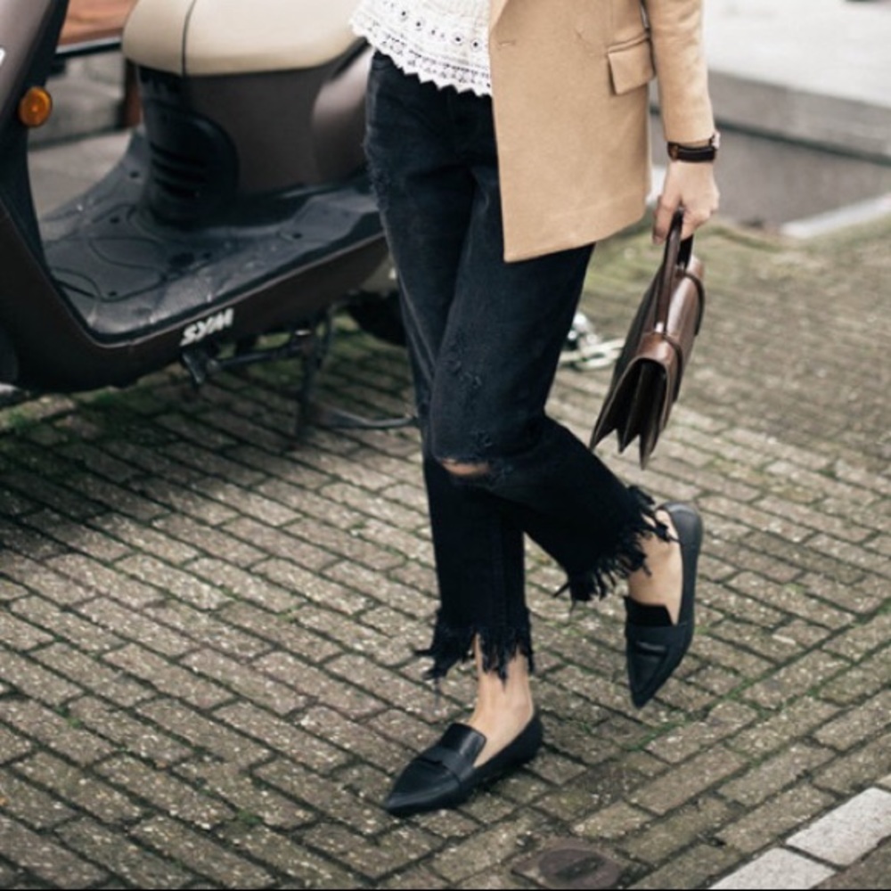 ZARA FADED BLACK BOYFRIEND JEANS WITH FRAYED HEM